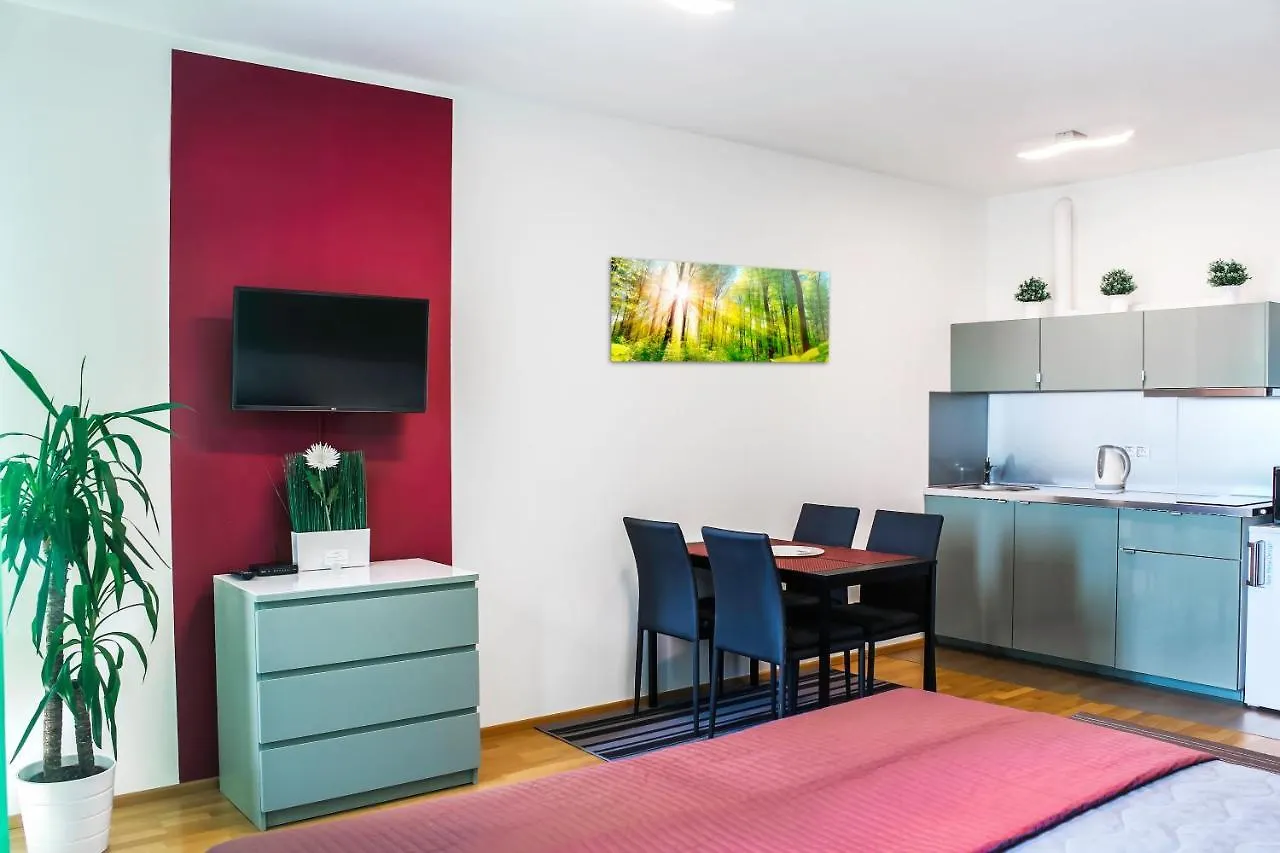 Prague Apartment In Residential Tower - Parking Τσεχία